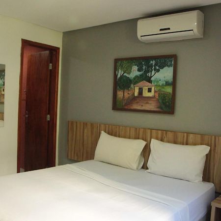Cr Hotel Bueno - Antigo Hotel Serras De Goyaz Goiania Ngoại thất bức ảnh A room at the hotel