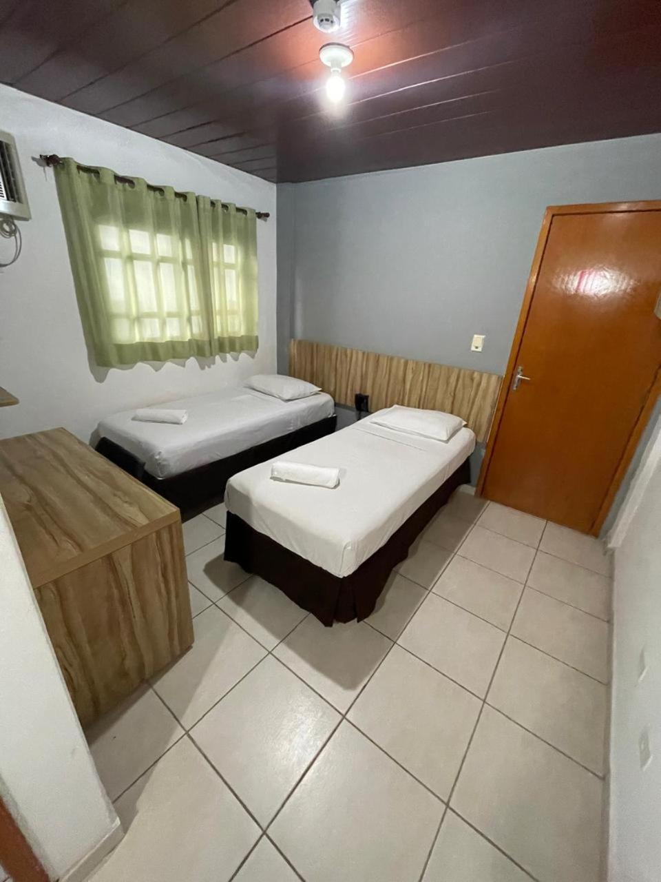 Cr Hotel Bueno - Antigo Hotel Serras De Goyaz Goiania Ngoại thất bức ảnh A room at a love hotel in Brazil